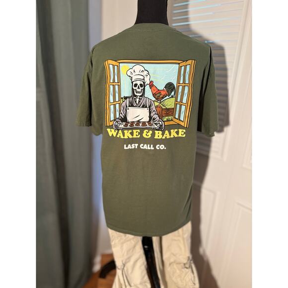 LAST CALL CO. Wake and Bake Tshirt - Picture 2 of 5